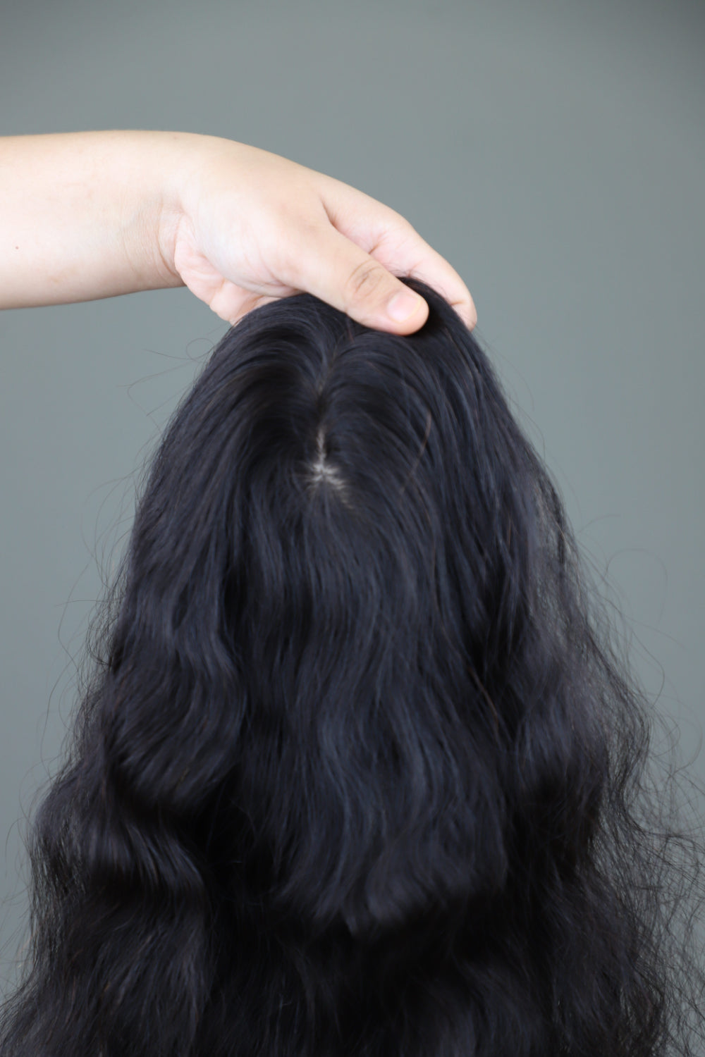 3x5" Wavy Backcomb Topper black 24 Inch