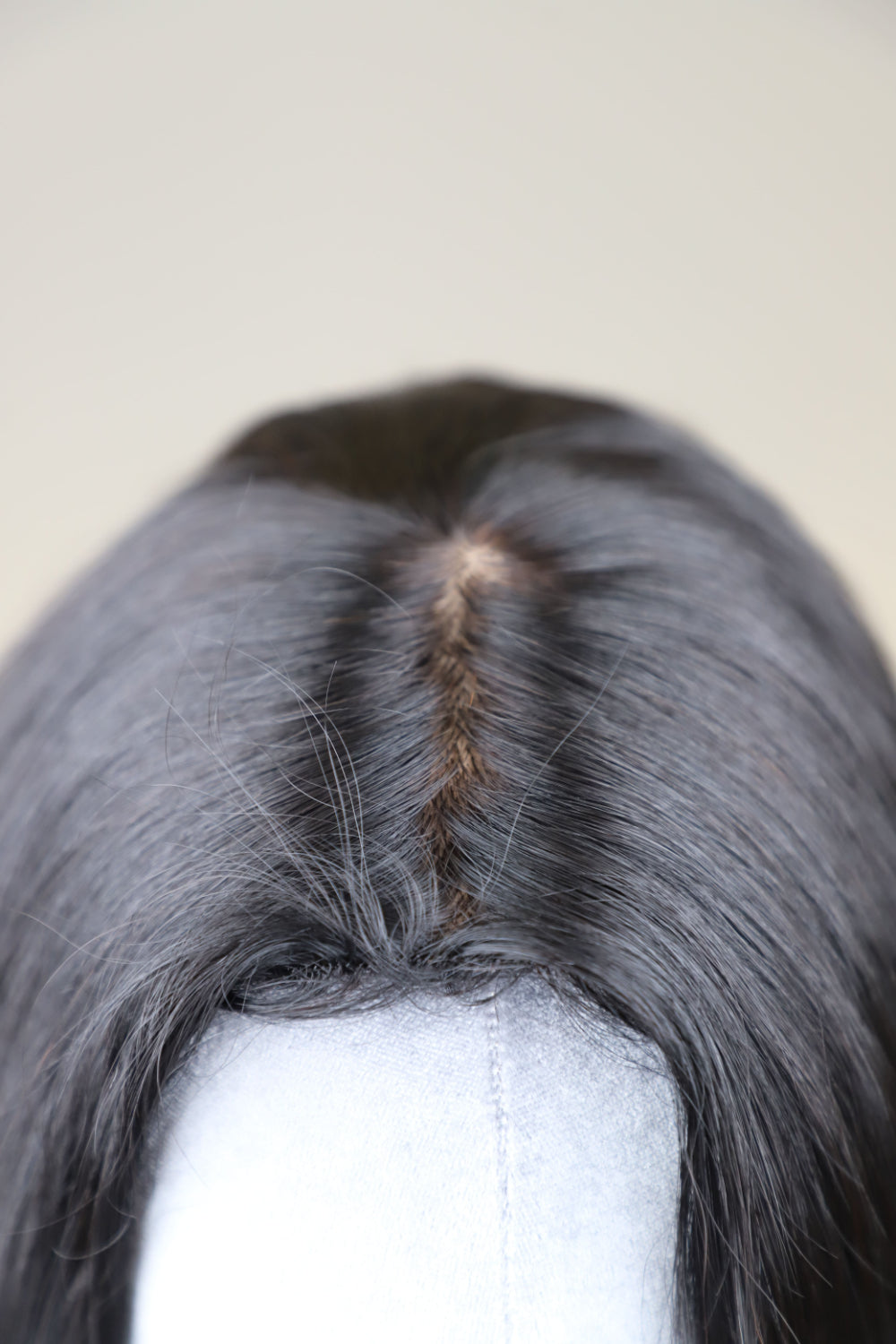 3x5" Wavy Backcomb Topper color 24 Inch