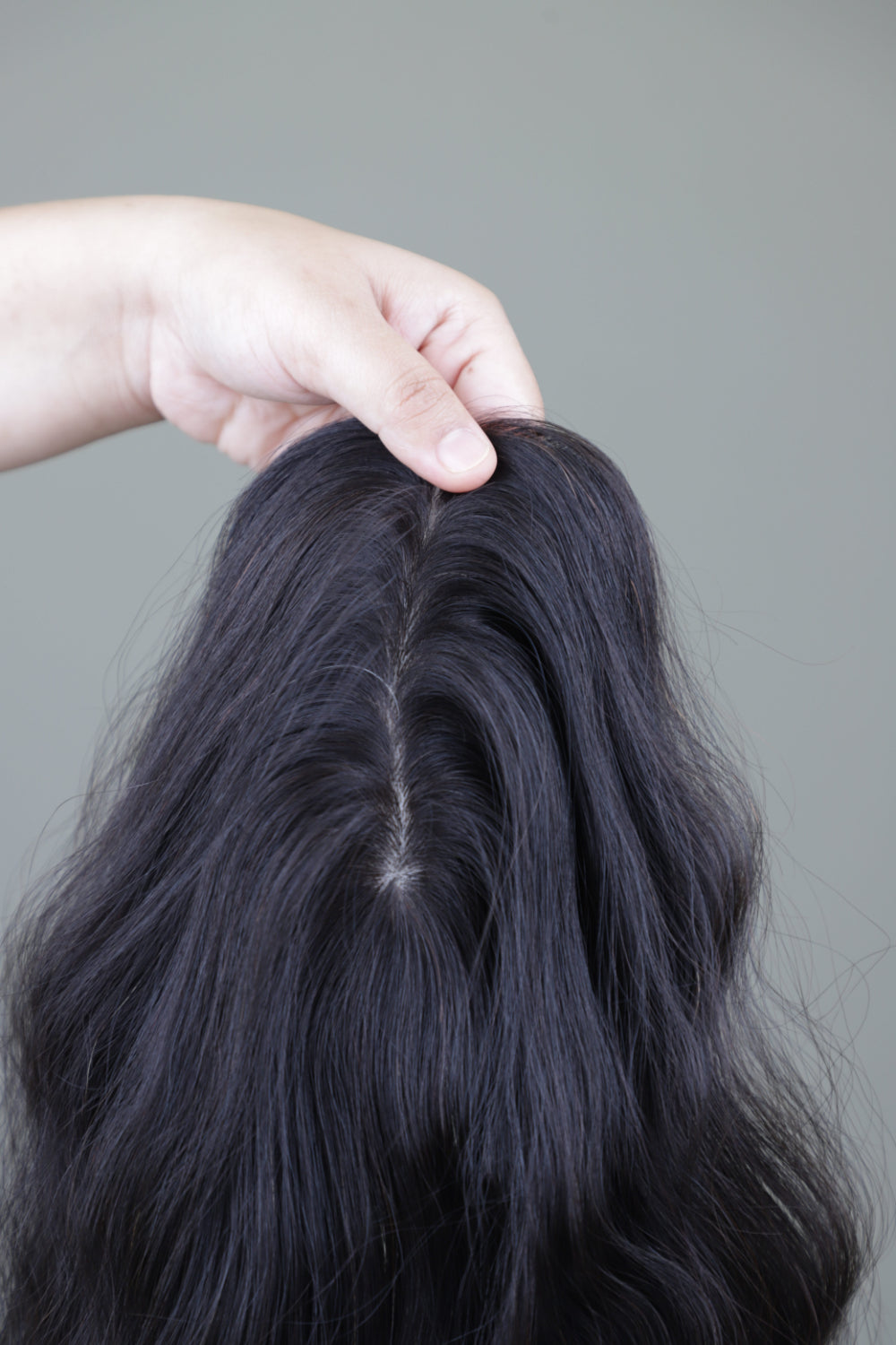 4x6" Wavy Backcomb Topper Black 22 inch