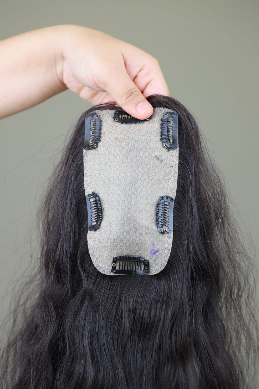 4x6" Wavy Backcomb Topper Black 22 inch